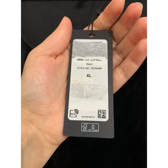 Vero Moda Athena Zip Detail Velvet Crop‎ Top Black XL NEW - Picture 5 of 8